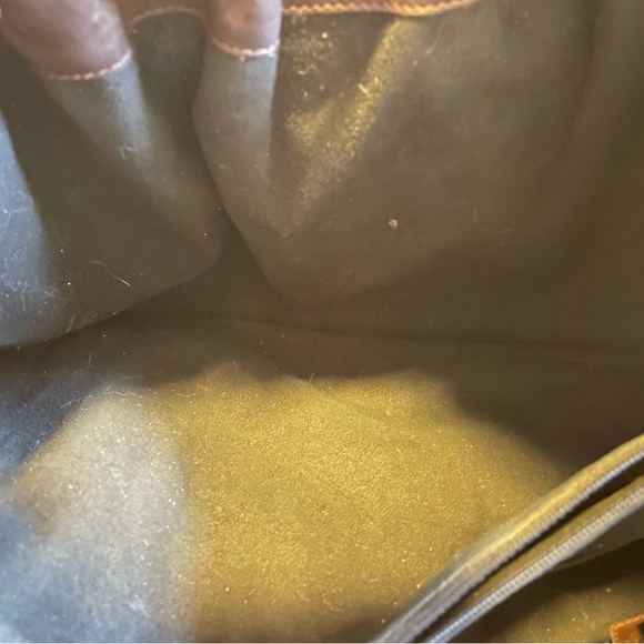 Vintage chocolate brown Ferragamo bag - Picture 5 of 10